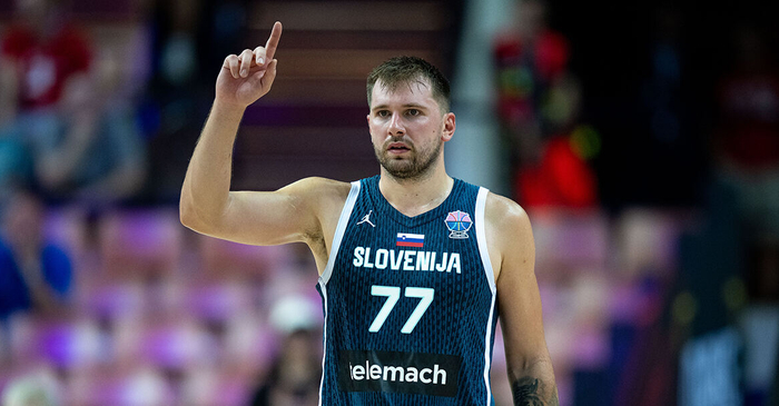 关于东契奇关键节点高光表现,西班牙队带队取胜!的信息 关于东契奇关键节点高光表现,西班牙队带队取胜!的信息