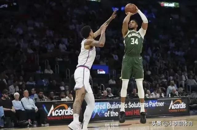 包含字母哥连续十五场比赛得分超过大胜，塞尔维亚队挑战极限！的词条